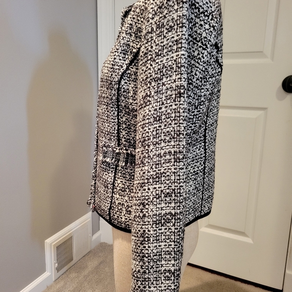 WHBM Jacket - Picture 3 of 5